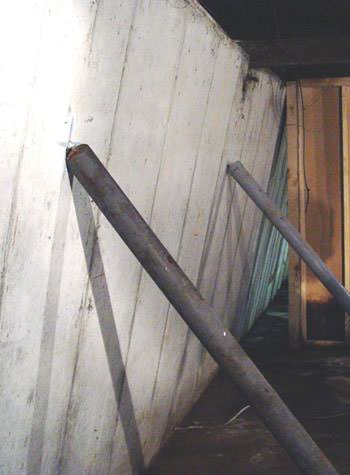 A foundation wall leaning in at the top in Jarvis, Hagersville, Caledonia, Cayuga, Dunnville, Port Colburne, Thorold